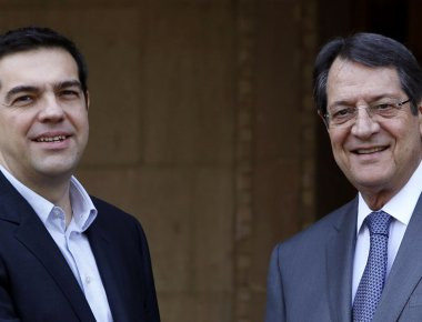 Επικοινωνία Τσίπρα - Αναστασιάδη για τις τελευταίες εξελίξεις στο κυπριακό